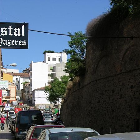 Hostal Al-Qazeres Caces 외부 사진