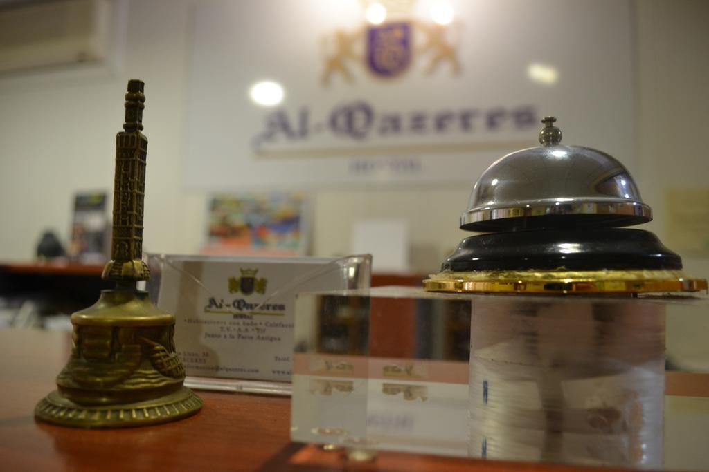Hostal Al-Qazeres Caces 외부 사진